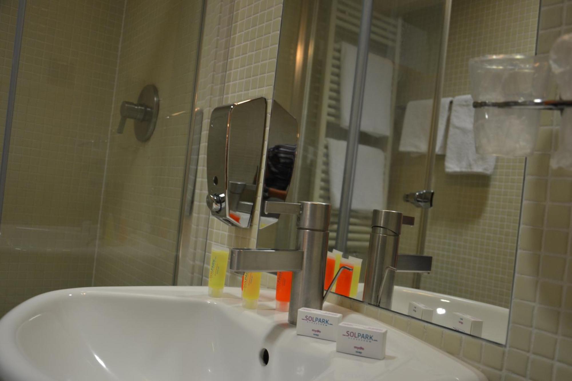 Hotel Solpark Kleszczow  ห้อง รูปภาพ